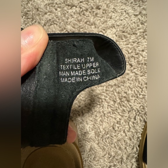 {WONDERLY} Shirah Heel Sandals - Picture 7 of 7